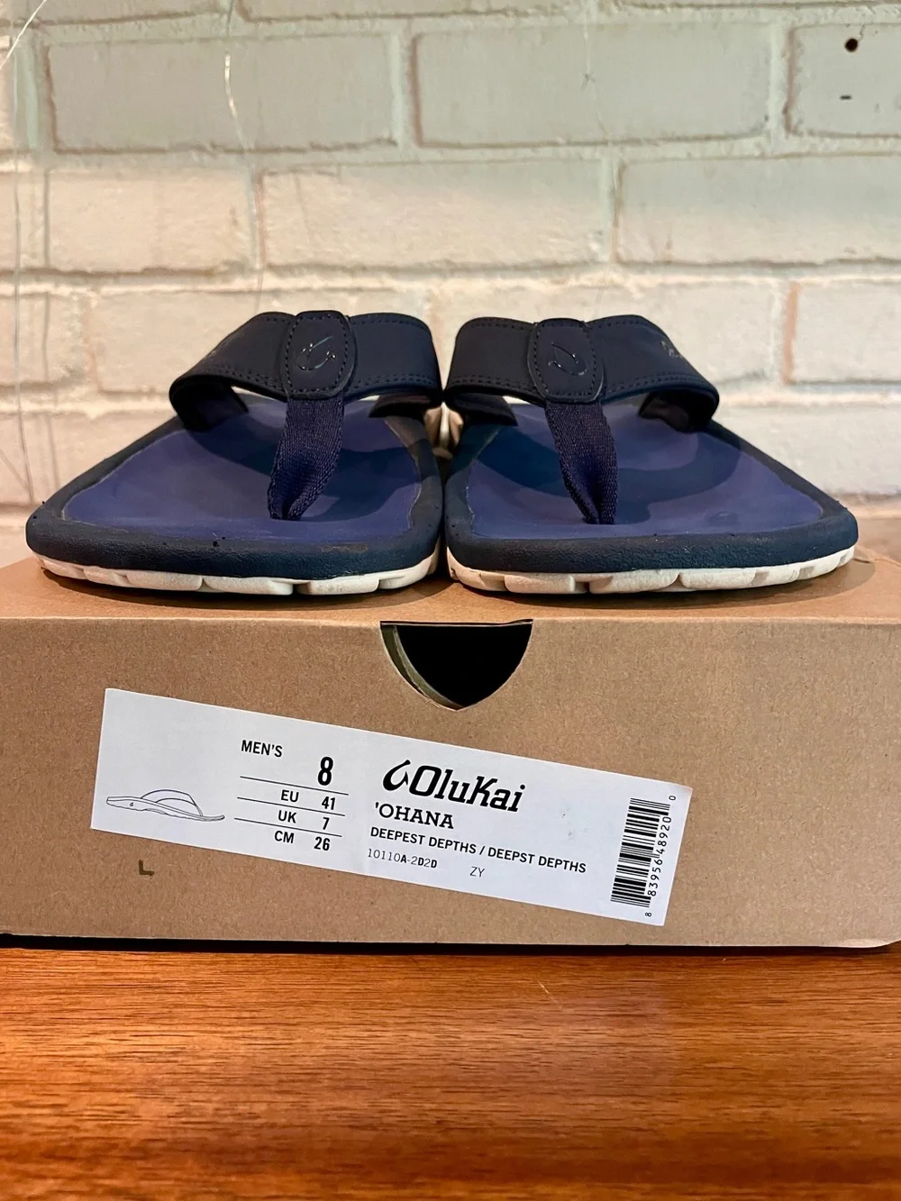 OluKai Men's ‘Ohana Sandals, size 8